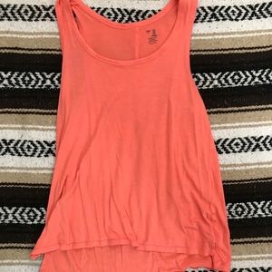 Gap coral colored tank top